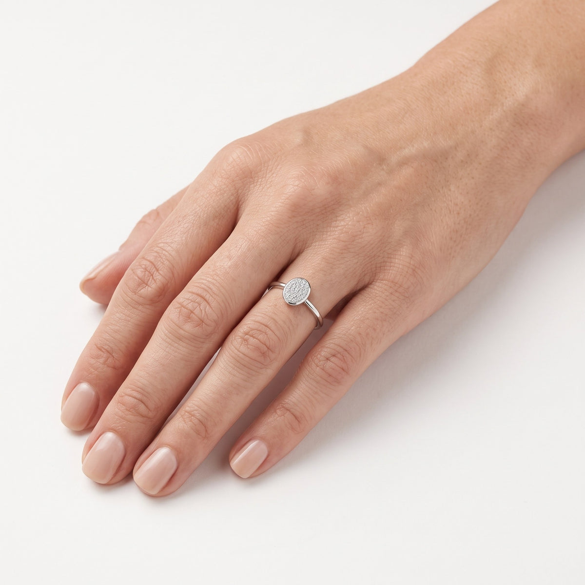 AI · Anello - Indossato da DONNA · 0,5 cm