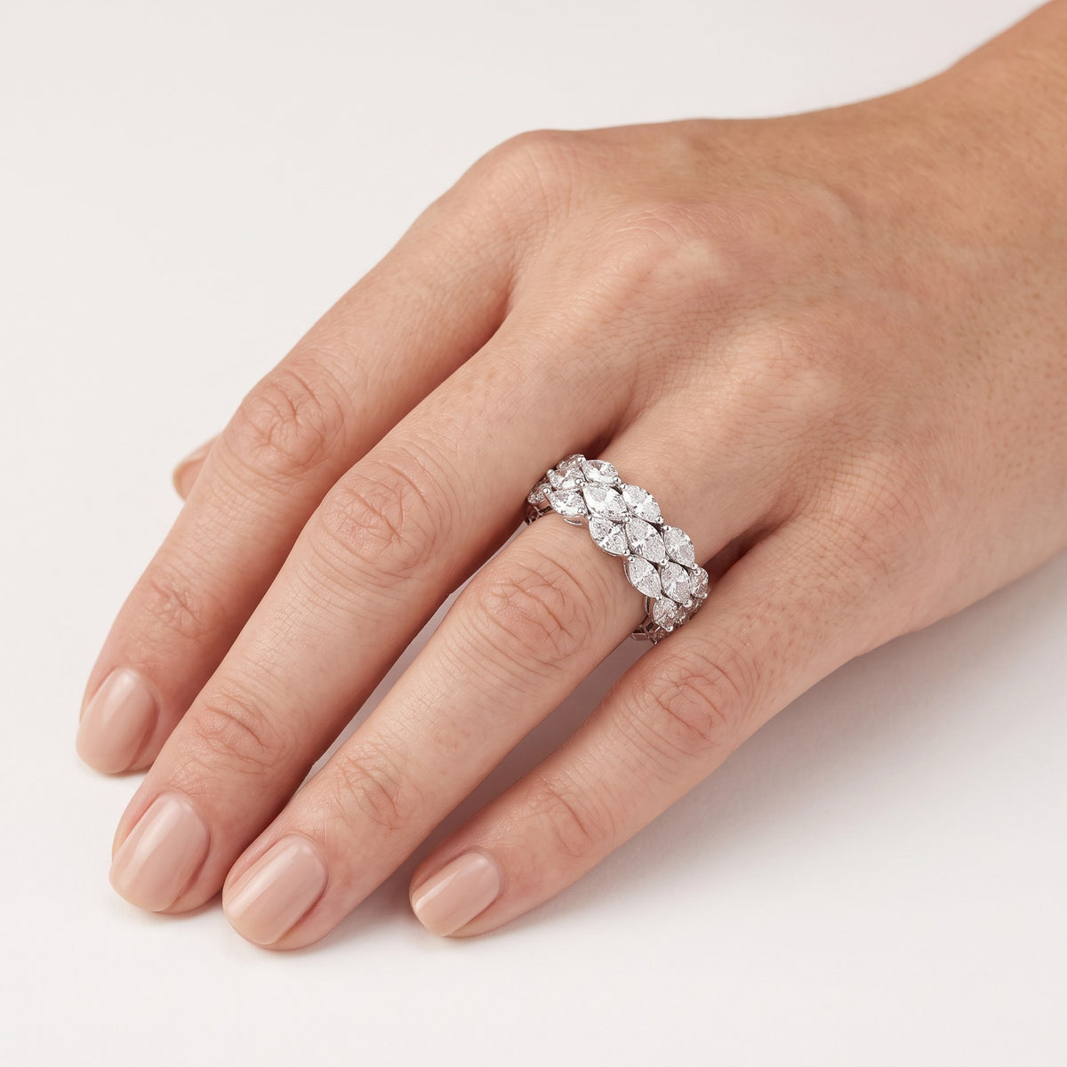 AI · Anello - Indossato da DONNA