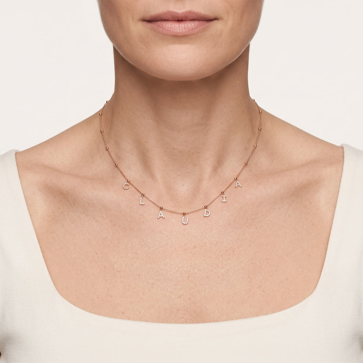 AI · Collana - Indossata da DONNA · 0,5 cm