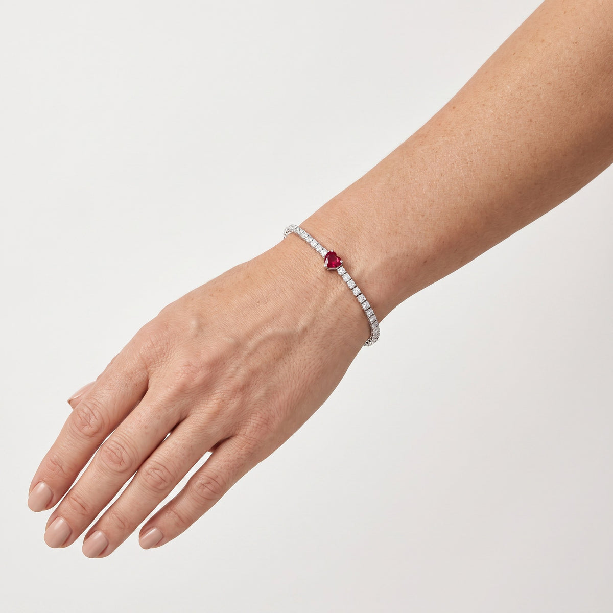 AI · Bracciale - Indossato · piccolo