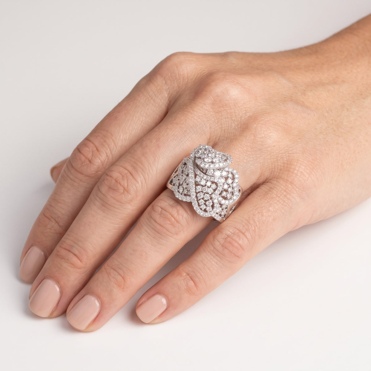 AI · Anello - Indossato da DONNA