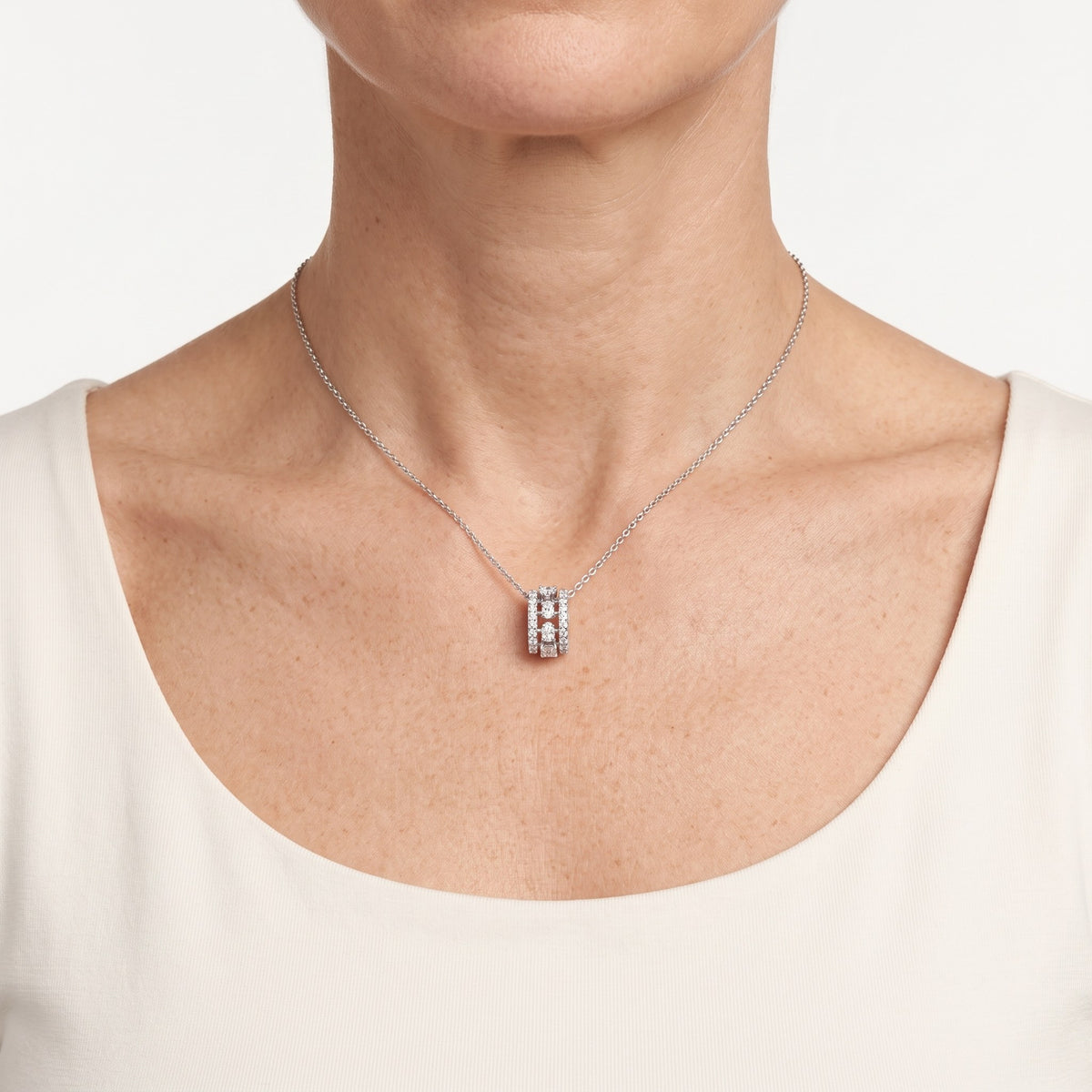 AI · Collana - Indossata da DONNA · 0,5 cm (copia)