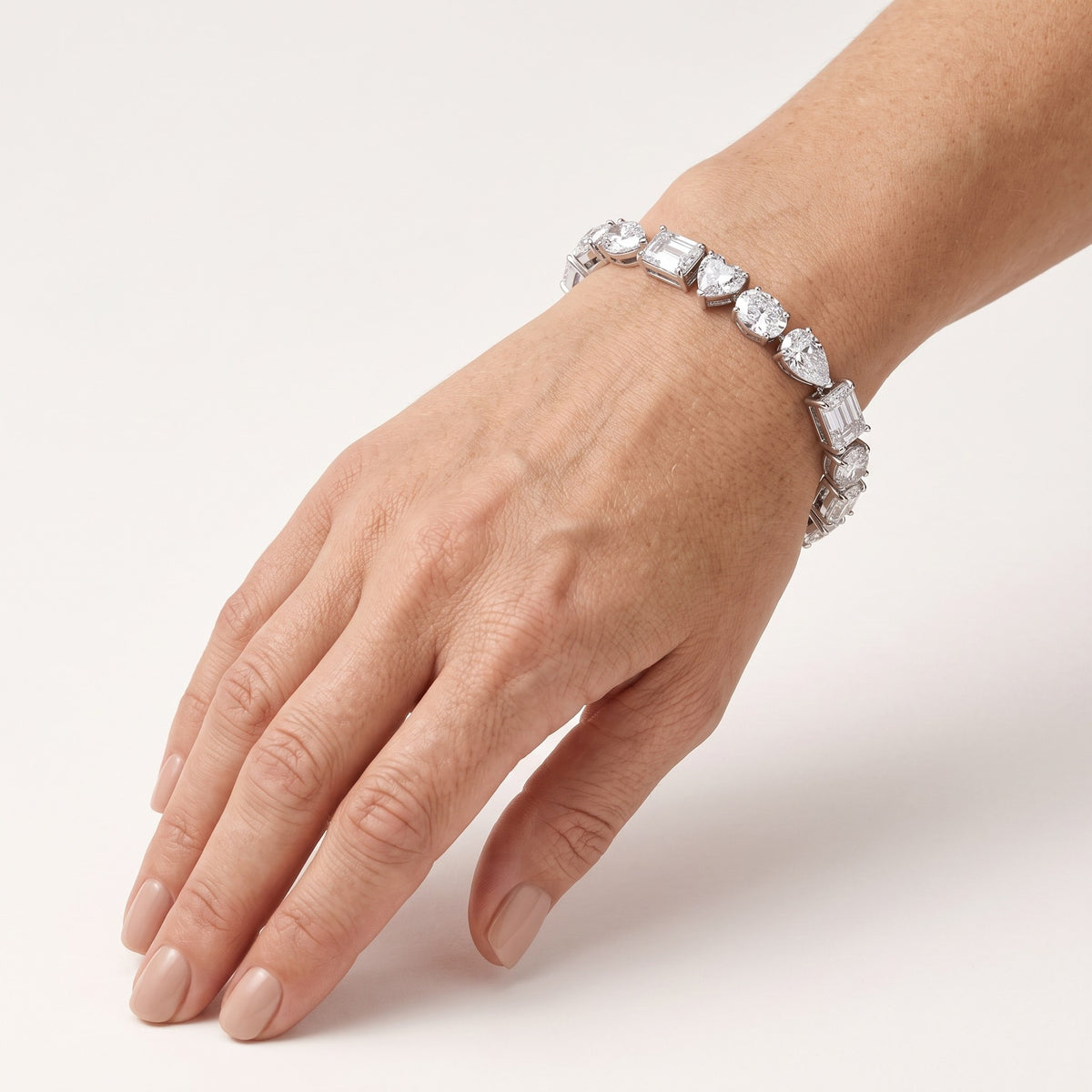 AI · Bracciale - Indossato da DONNA
