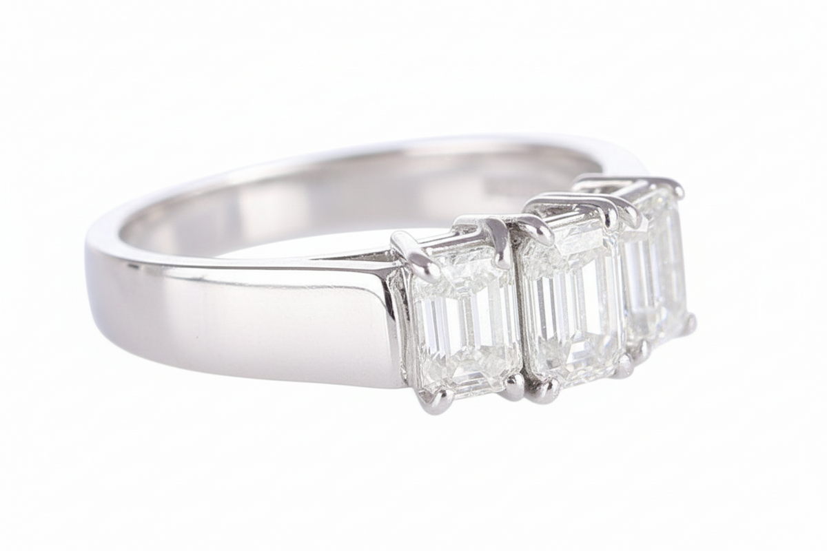 Anello Trilogy Diamond